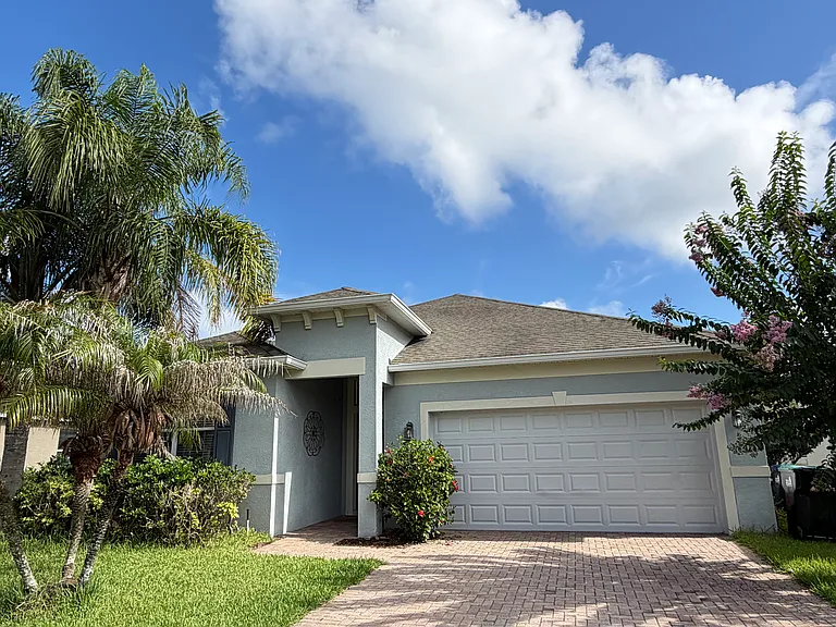 15012 Montesino Dr — Photo 2
