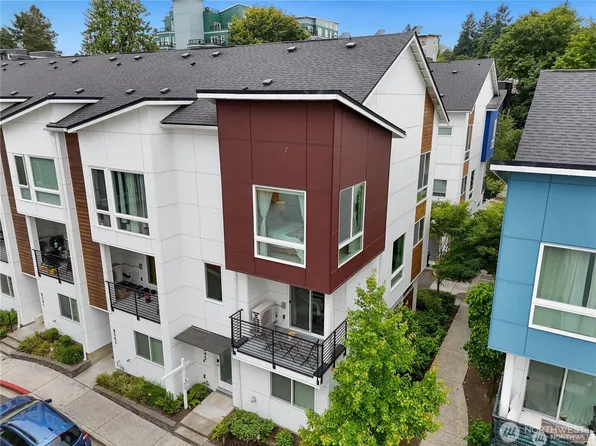 8545 22nd Place NE, Seattle, WA 98115