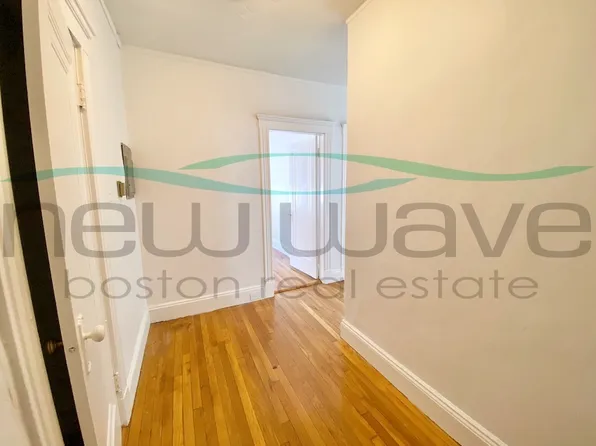 11 Peterborough St, Boston, MA