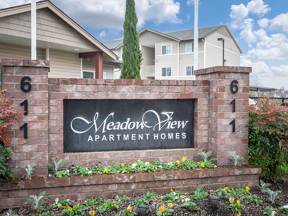 Meadow View | Monument Sign