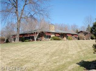 5605 Center Rd, Valley City, OH 44280