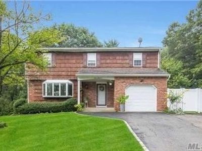 300 Browns Rd, Nesconset, NY, 11767