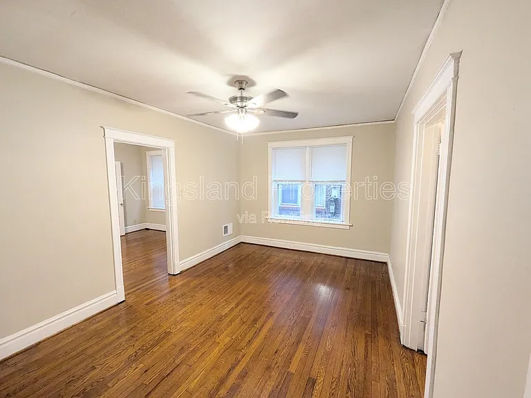 5109-5111 S Broadway St — Photo 10