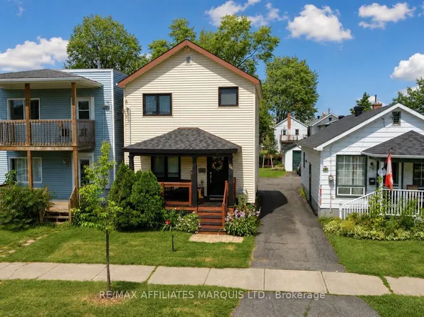 54 Lefebvre Ave, Cornwall, ON K6H 5G4