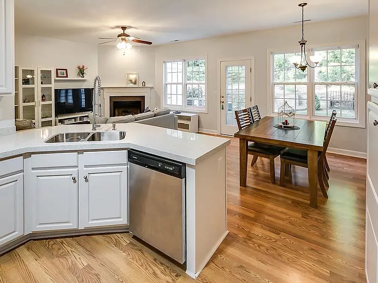 2017 White Pond Ct — Photo 10