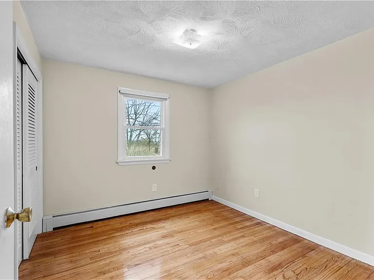 106 Norseman Dr — Photo 14