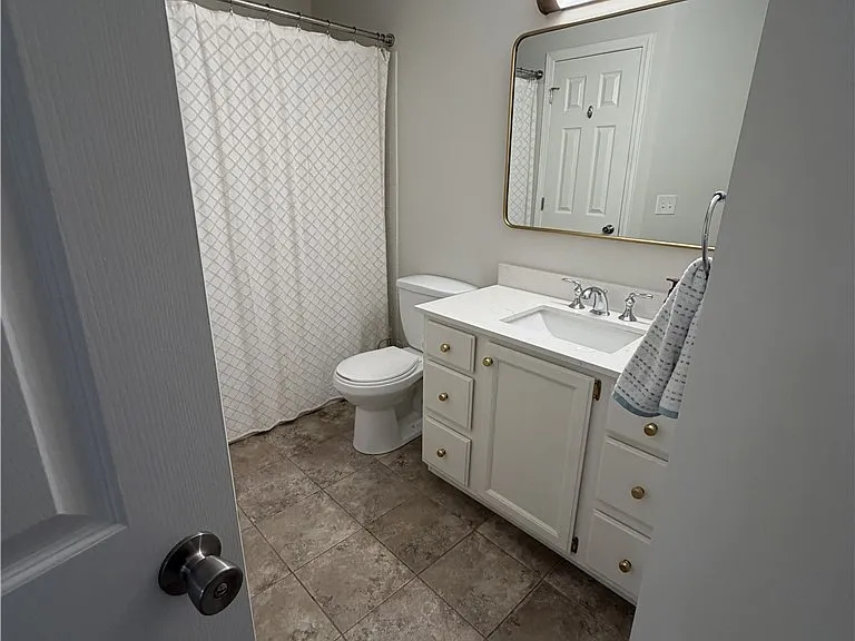 1105 Greymoor Way — Photo 18
