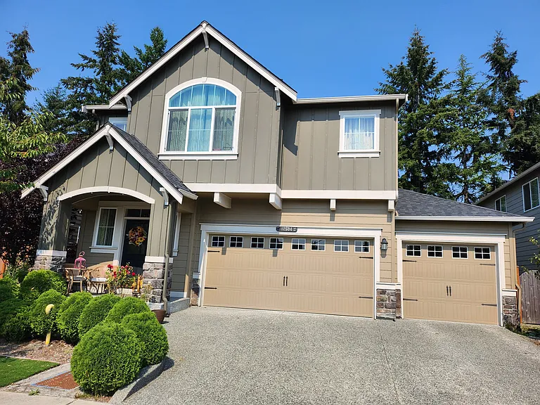 12504 NE 153rd Pl — Photo 1