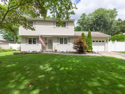 12 Newtown Lane, Melville, NY, 11747
