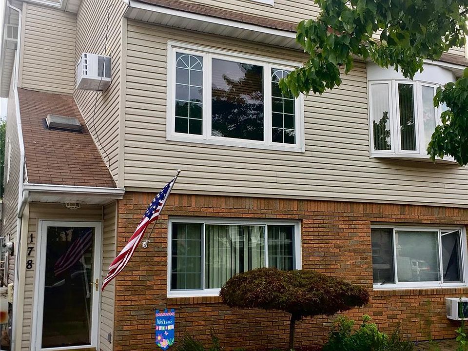 1st image of 178 Sandalwood Dr