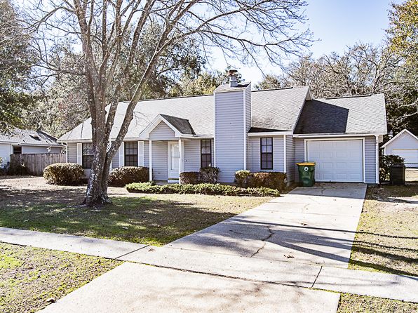 116 Walker Cir E
