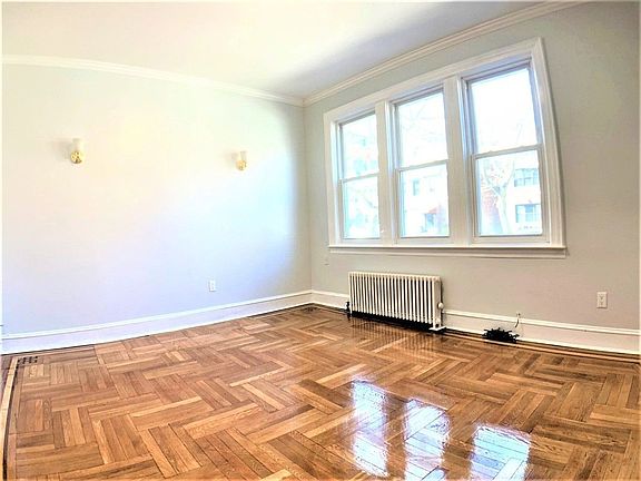 4th image of 45-29 43rd St #1FR