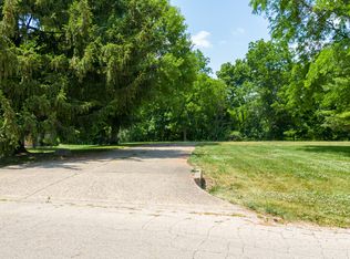 703 Bryant Circle Dr, Princeton, IL 61356