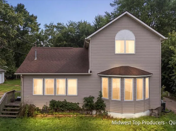 373 Charlotte St, Mulliken, MI 48861