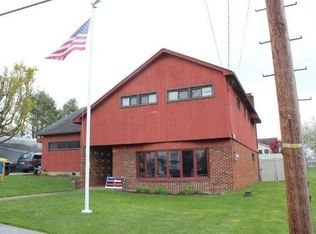 421 Highland Ave, Oak Hill, WV 25901