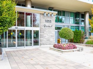 1055 Southdown Rd #UPH-06, Mississauga, ON L5J 0A3