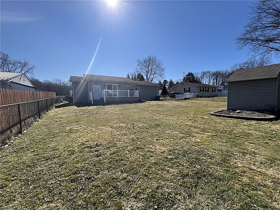 4th image of 1535 Charles St