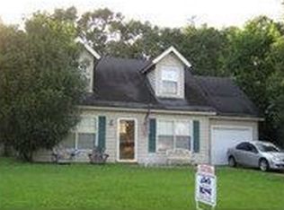 138 Country Walk Cir, Savannah, GA 31419
