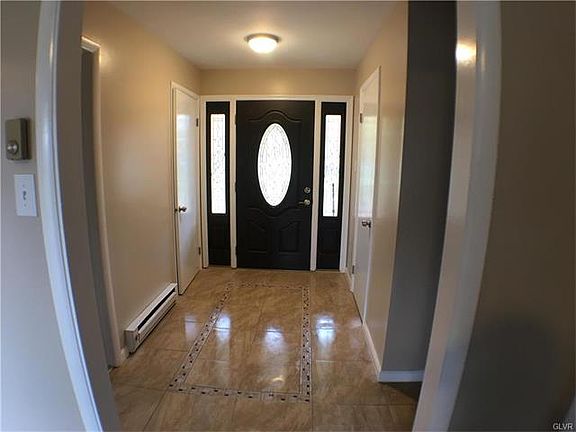 2nd image of 3714 Northwood Ave