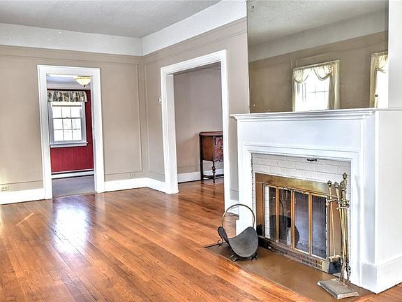 3rd image of 13 Waldemere Way