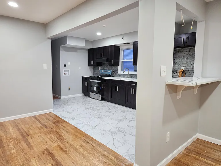 147 McAdoo Ave #1 — Photo 37