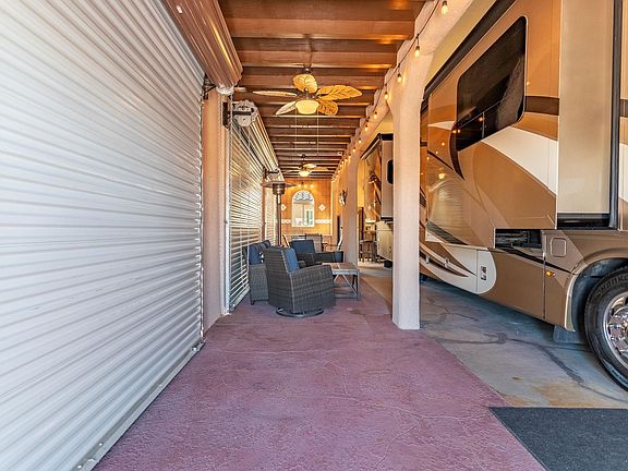 4th image of 13385 E 54th Dr