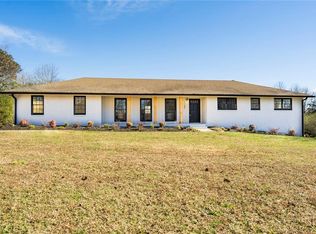 11285 Crosshaven Dr, Roswell, GA 30075