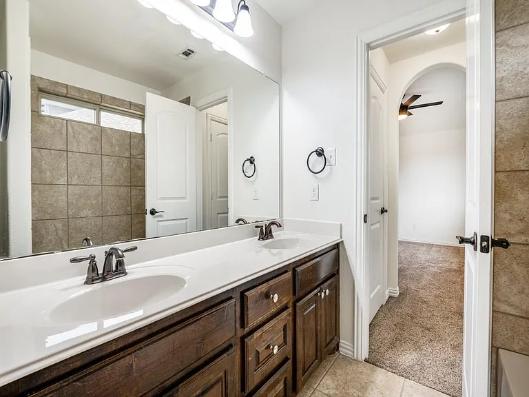 1191 Polo Heights Dr — Photo 23