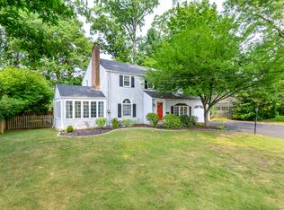 42 Fara Dr, Stamford, CT 06905