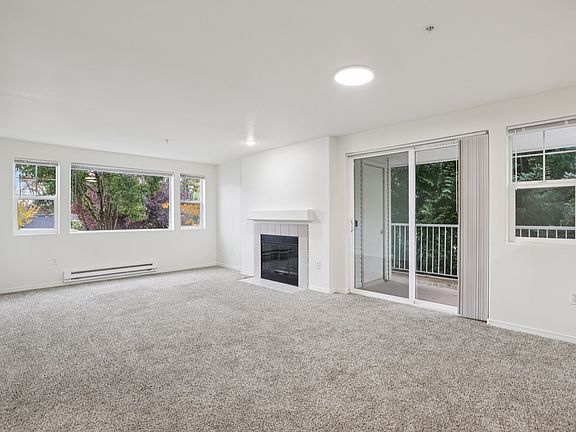 4th image of 5502 NE Hidden Creek Dr #203