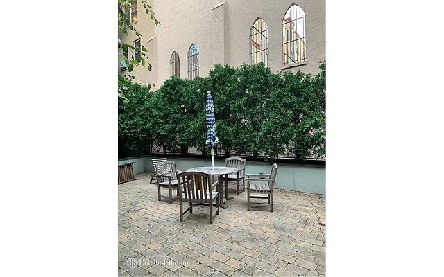 Sold by Douglas Elliman | media 18