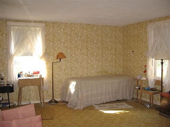 Oversized MasterBedroom