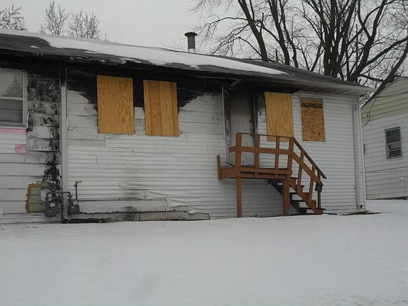 3rd image of 2500 Flint Hills Dr