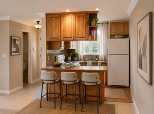 Pruneyard Garden Apartments, Campbell, CA 95008