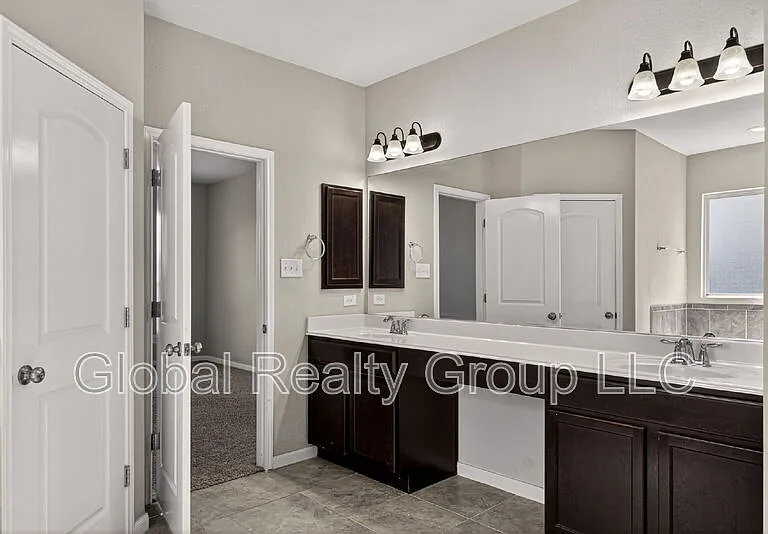 10426 Rosalina Loop — Photo 34