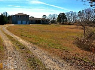 471 Maple Hill Rd, Carrollton, GA 30116