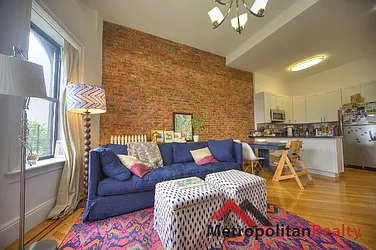 Rented by Metropolitan Realty