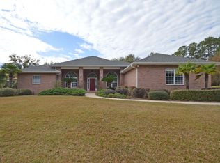 3175 Pineview Dr, Milton, FL 32583