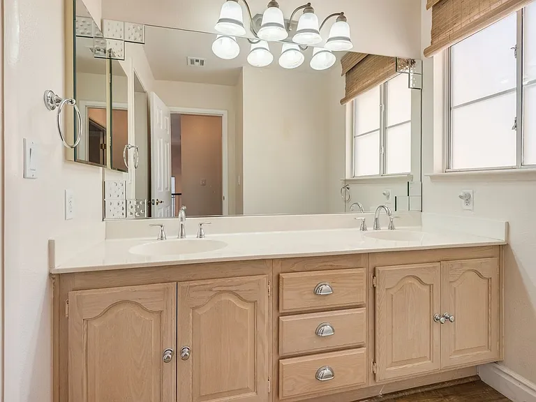 2640 Starfish Ct — Photo 13