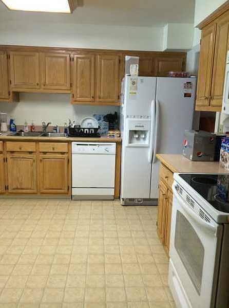 1st image of 1613 River Creek Dr