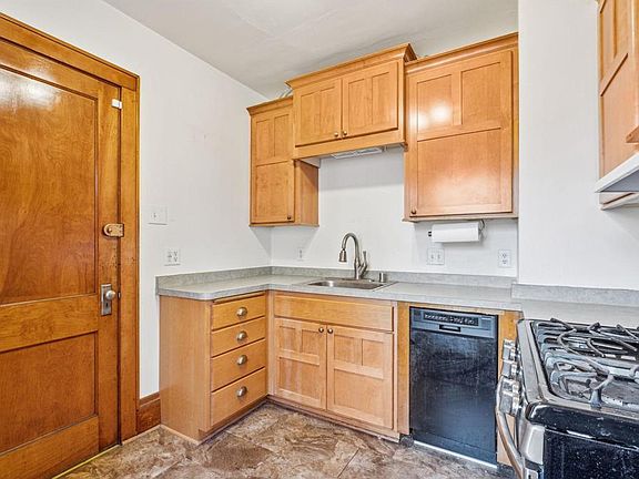 1294 Lincoln Ave #1, Saint Paul, MN 55105 | Zillow