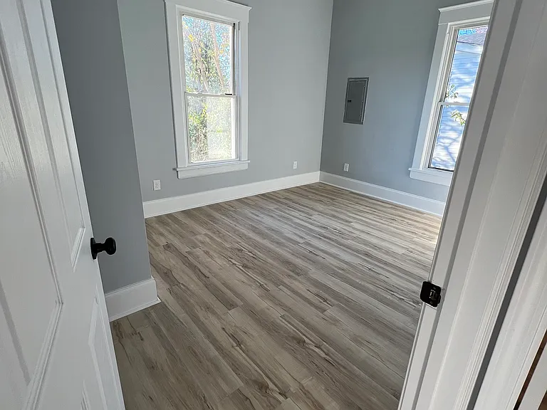 636 Old Shakertown Rd — Photo 3