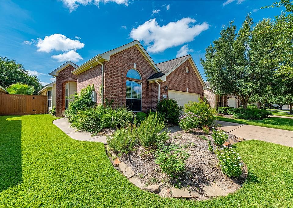 1st image of 25107 Braleybrook Ct