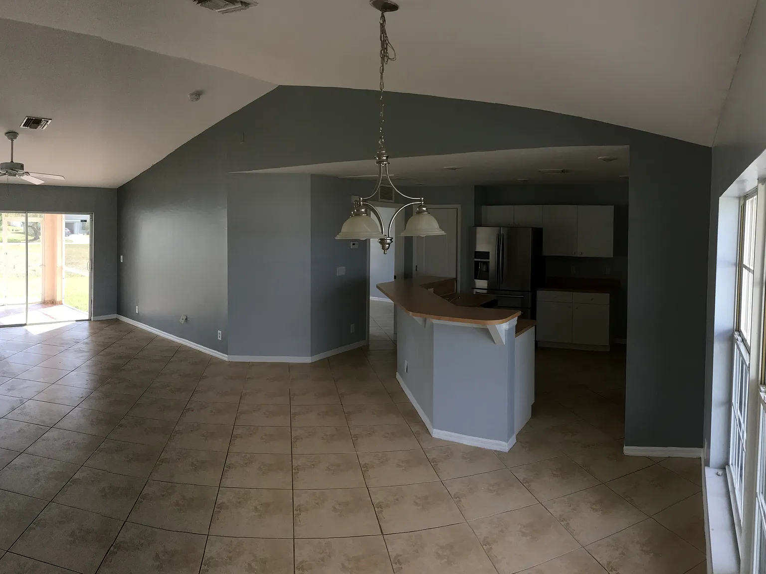 3 bed, 1408 sqft, $1,750 — Photo 3