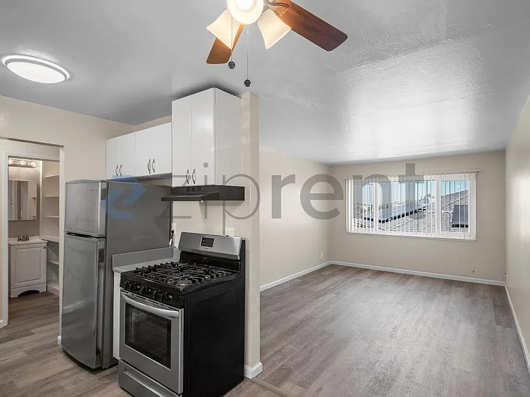 24035 2nd St #204 — Photo 12