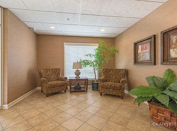 3rd image of 435 Alles St Unit 203