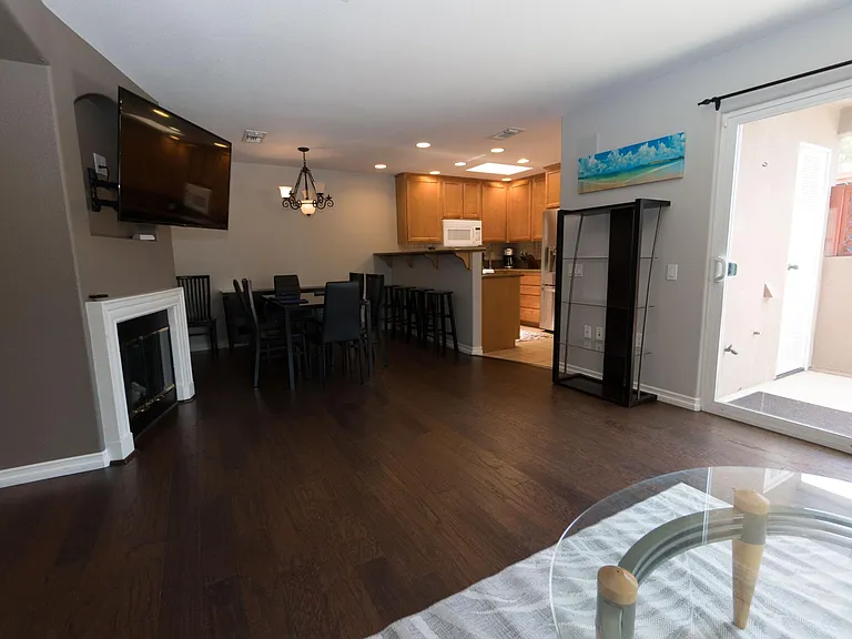 1730 Grand Ave — Photo 6