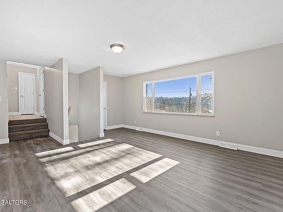 5th image of 6721 Langston Dr