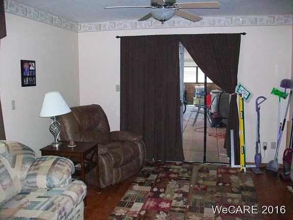 2nd image of 2415 Windsor Dr