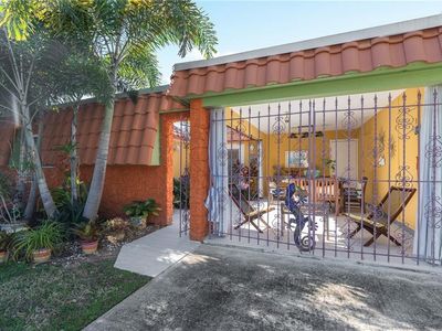 1013 N Lakeside Dr, Lake Worth, FL, 33460